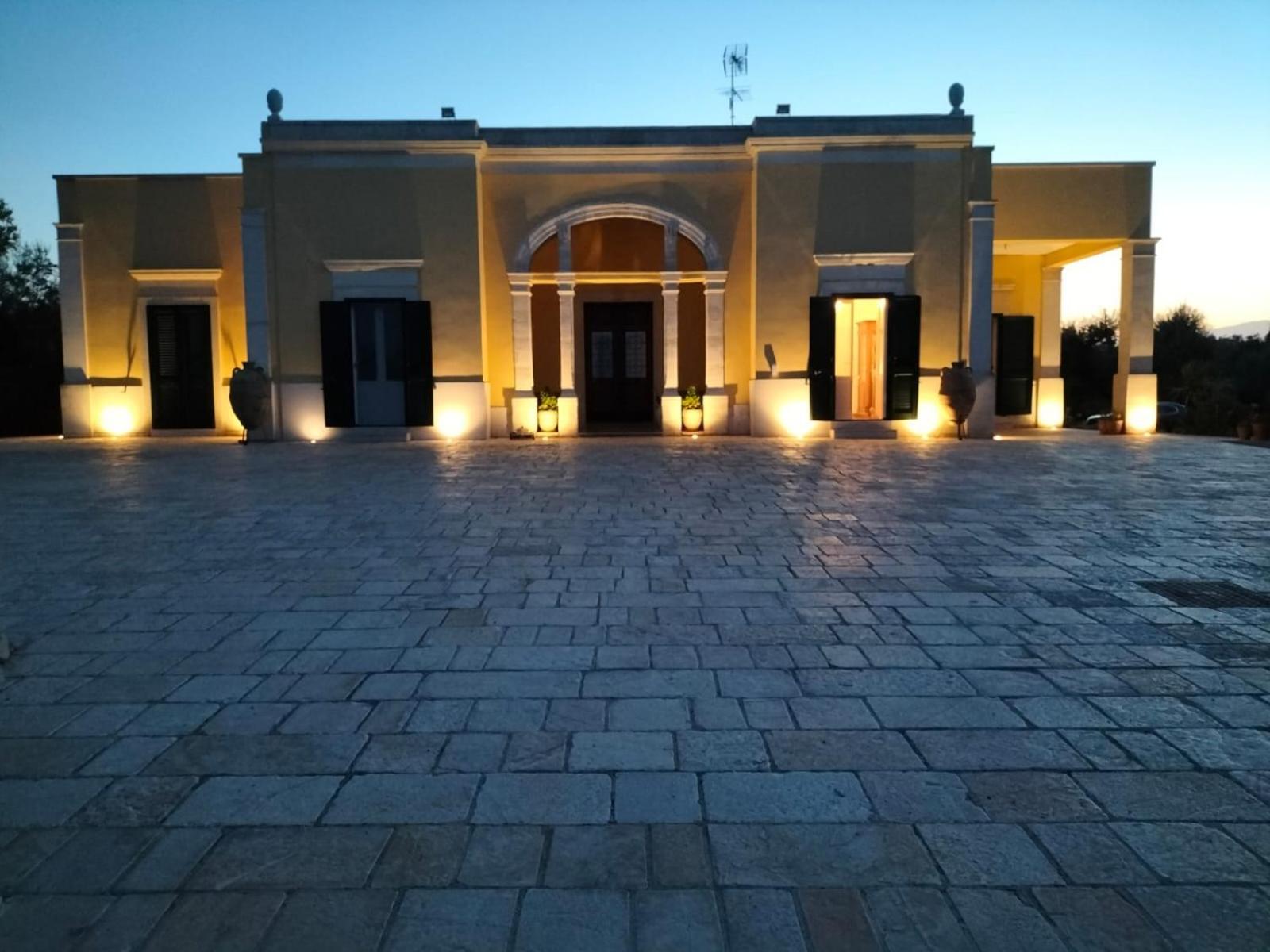 Oleum Hotel Mesagne Buitenkant foto